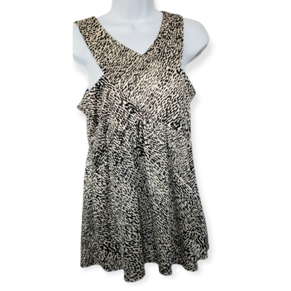 Sleeveless Off-White Print Top - Picture 1 of 9